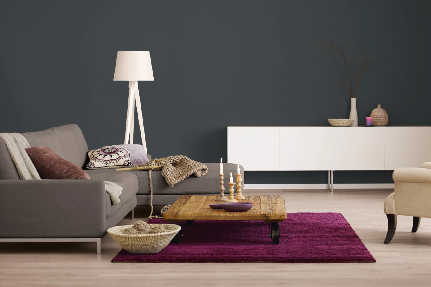 Alpina Farbrezepte Dunkle Eleganz, 1L 4 Alpina Farbrezepte Dunkle Eleganz, 1L – Bild 2