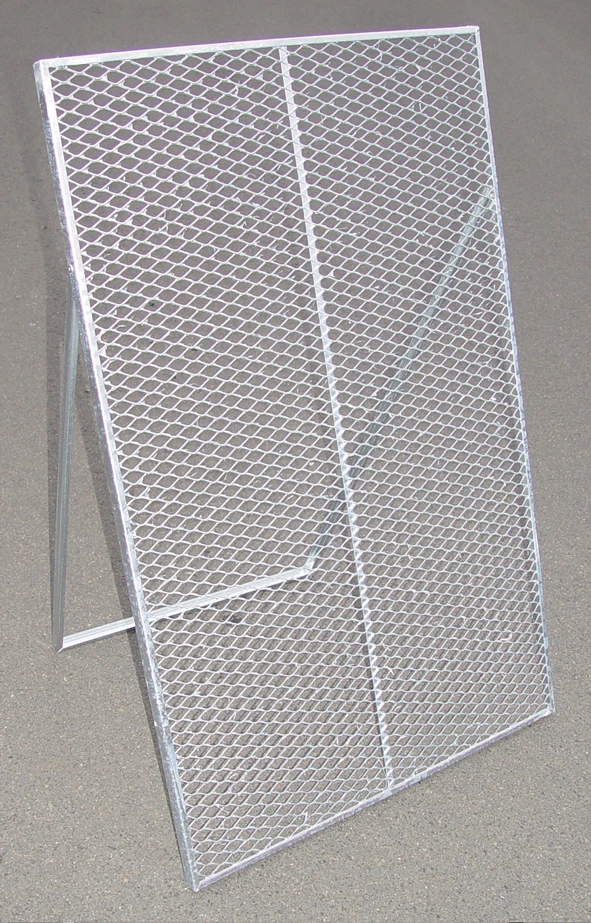 Hadra Streckmetall-Durchwurfsieb 120x80cm, Verzinkt 3 Hadra Streckmetall-Durchwurfsieb 120x80cm, Verzinkt