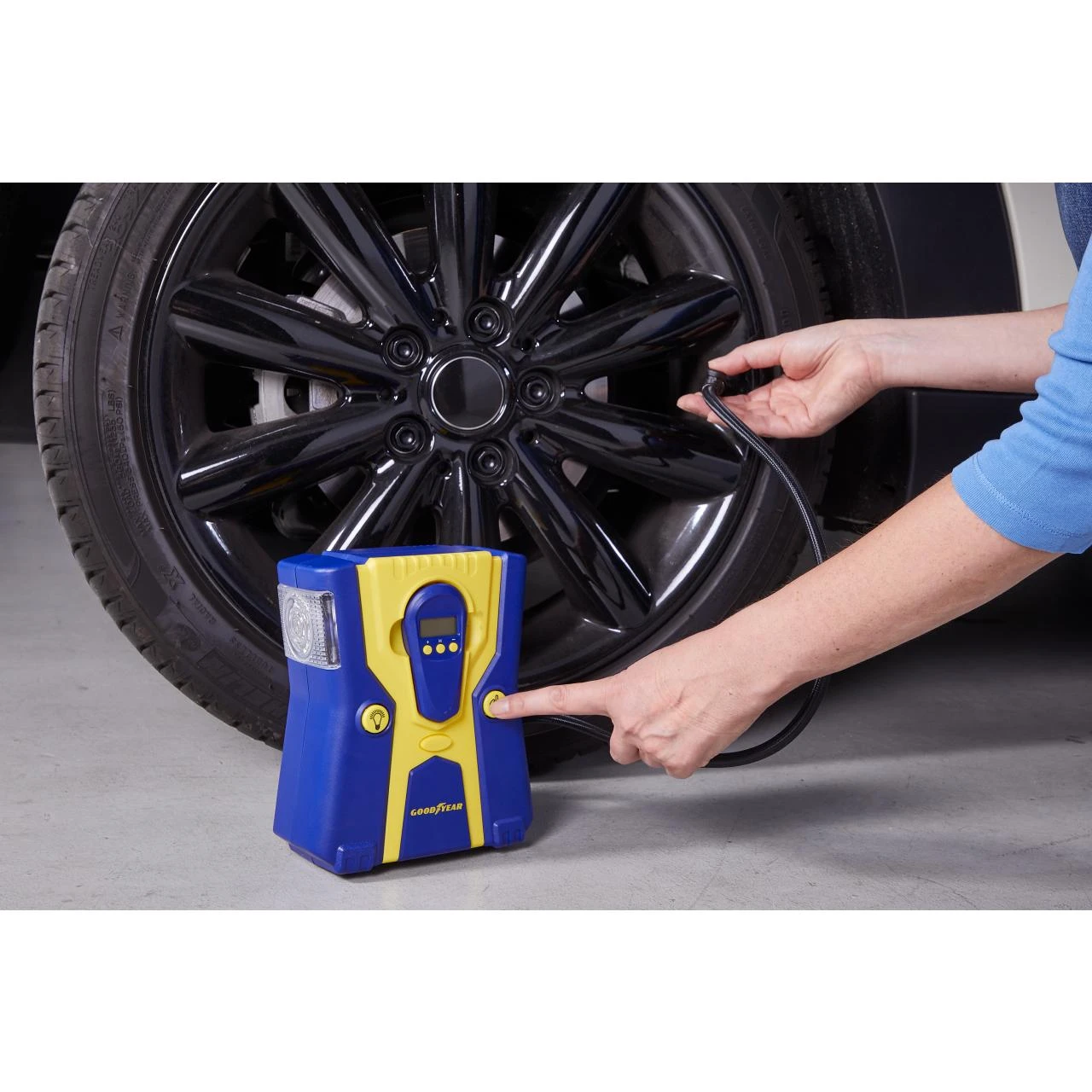 Goodyear KFZ-Kompressor 3in1 4 Goodyear KFZ-Kompressor 3in1 – Bild 2