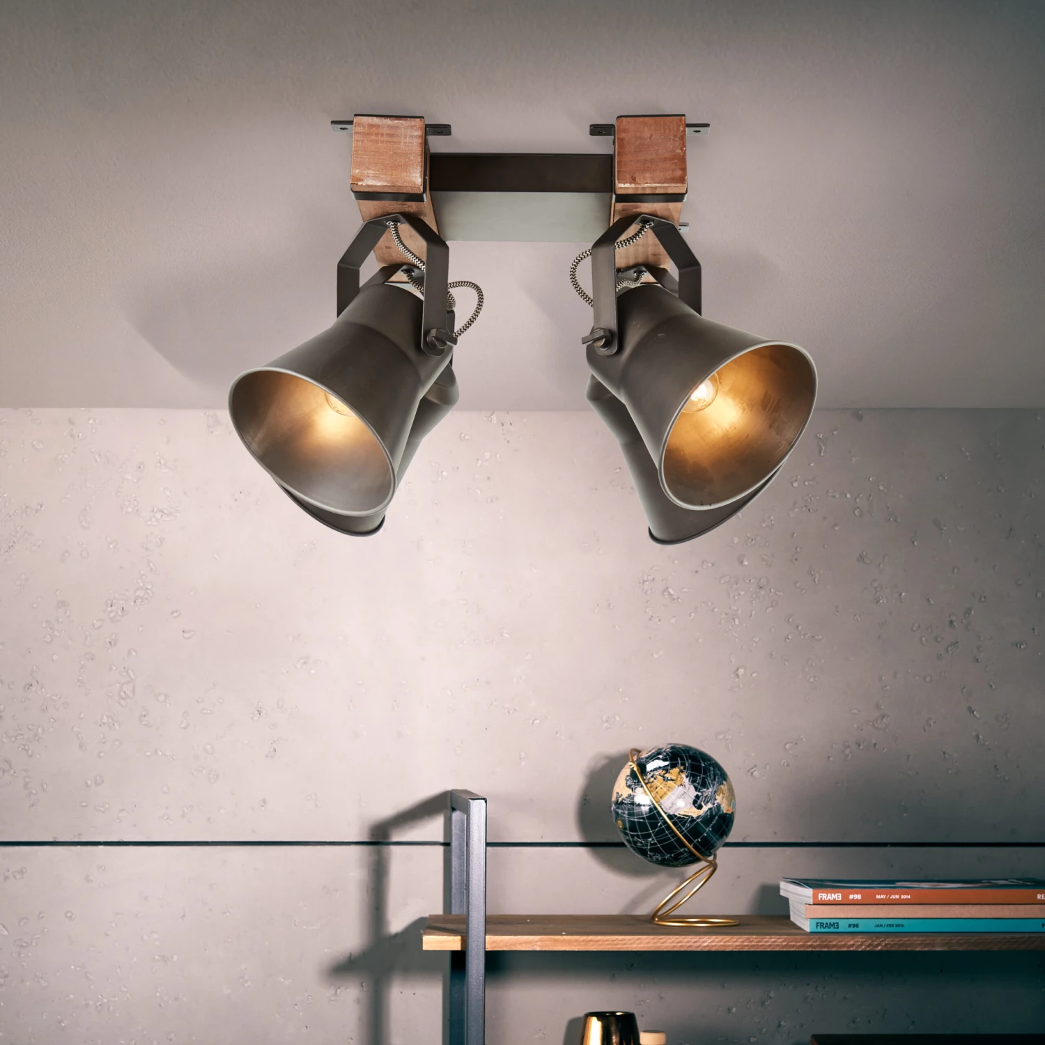 Brilliant Spot Decca, Schwarz/Gold 4 Brilliant Spot Decca, Schwarz/Gold – Bild 2