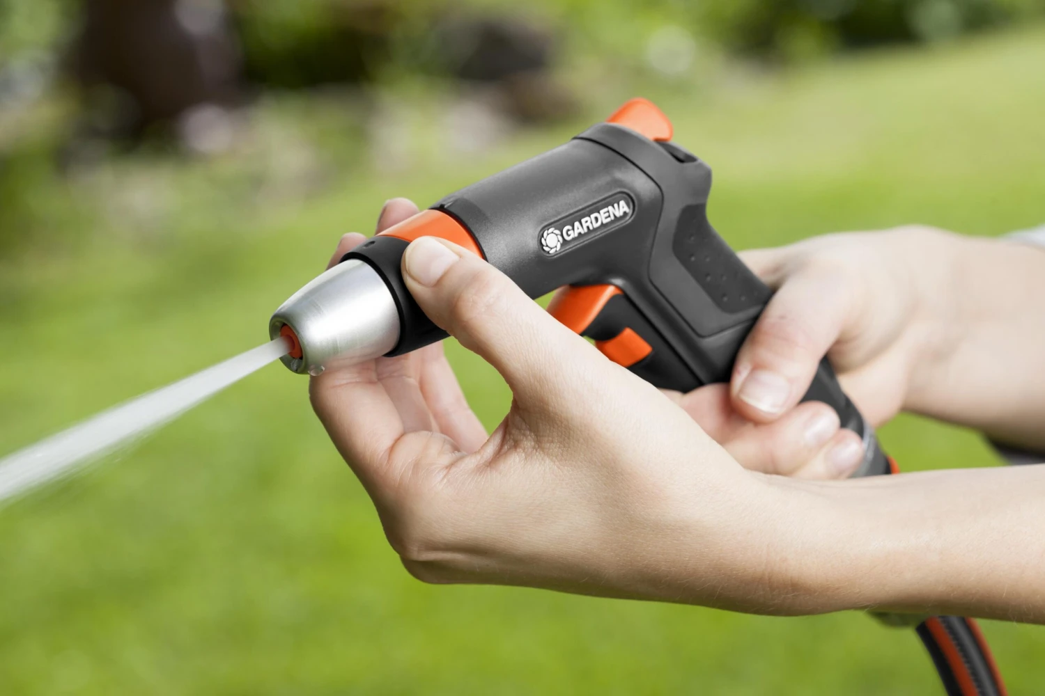 Gardena Premium Reinigungsspritzen-Set 6 Gardena Premium Reinigungsspritzen-Set – Bild 4